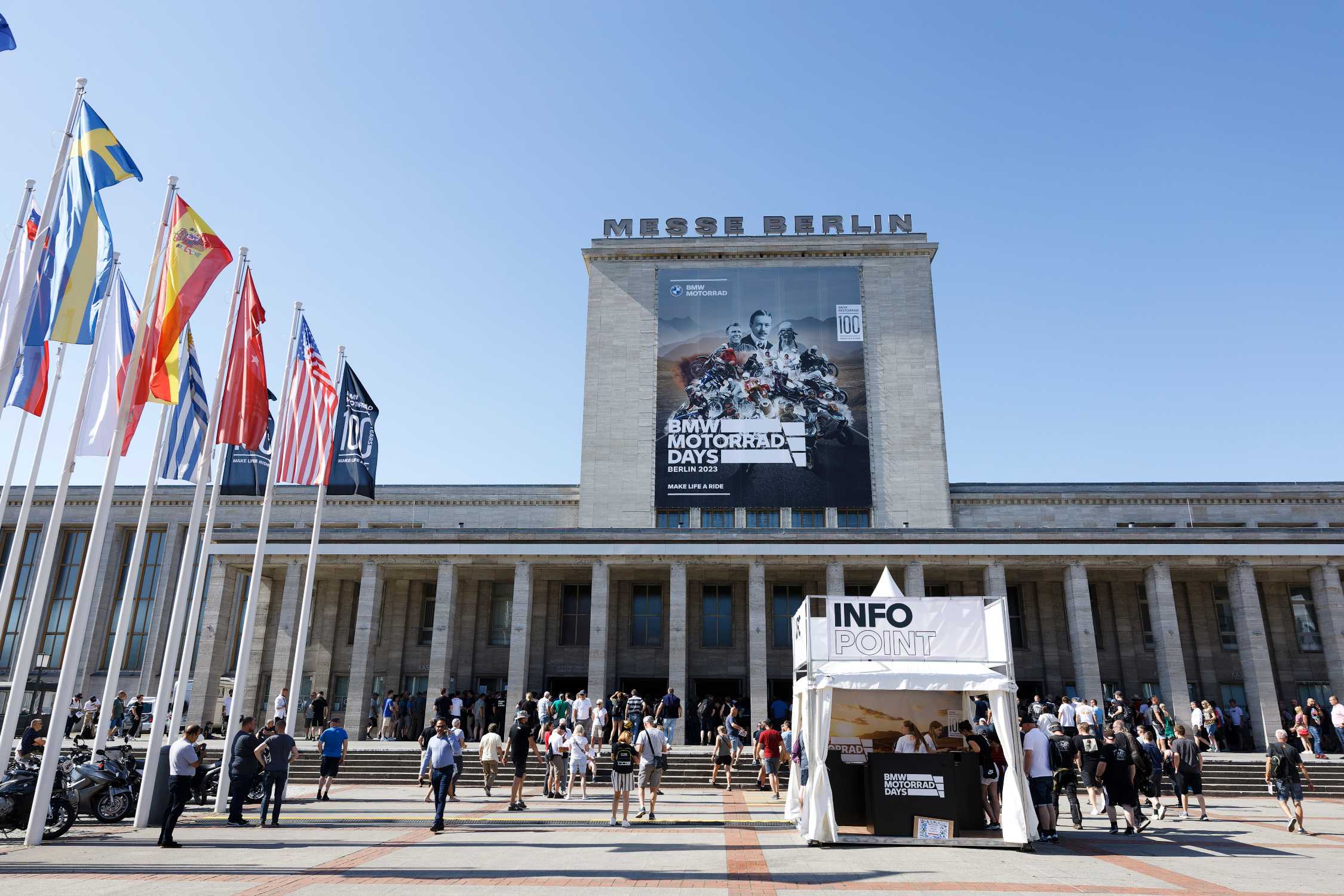 BMW Motorrad Draws a Crowd of 37,000 Enthusiasts for Berlin Celebration